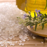Epsom Salt & Apple Cider Vinegar Foot Bath Recipe That REVERSES Foot Pain, Remove Fungus & Odor